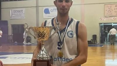 Ψώνισε από τους πρωταθλητές η Δύμη