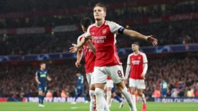 Premier League: Τα βλέμματα σε «Emirates» και «Anfield»