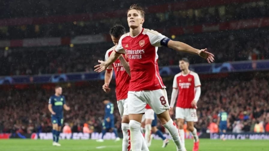 Premier League: Τα βλέμματα σε «Emirates» και «Anfield»