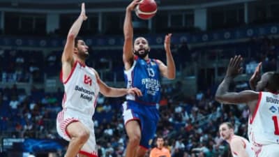 Darius Thompson Εφές