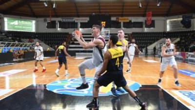 Γιώργος Γκιουζέλης: “Ο αγώνας θα είναι ένα ντέρμπι με τις δικές του ιδιαιτερότητες”