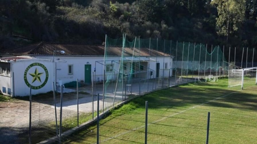 Έγινε ΚΑΙ αυτό: Επεισόδια, απειλές και ΟΡΙΣΤΙΚΗ ΔΙΑΚΟΠΗ στο ντέρμπι της Β’ ΕΠΣΑ