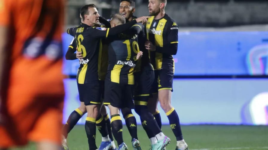 Άρης-ΑΕΚ 1-1 (4-2 στα πέναλτι): Πρόκριση στη ρώσικη ρουλέτα για τον Άρη