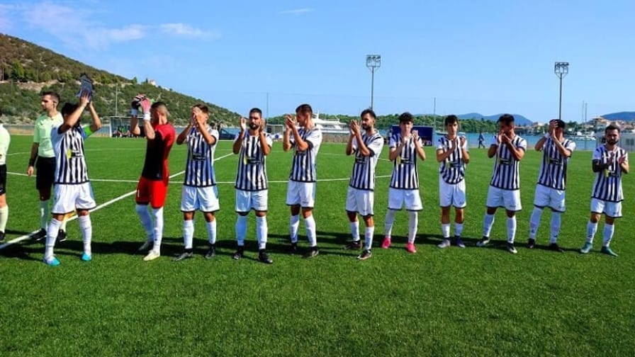 Ο Μακρής ξελάσπωσε ξανά τον Παναιγιάλειο, συντριβή για τον ΠΑΟ Βάρδας! Ισόπαλο το μεγάλο ντέρμπι…