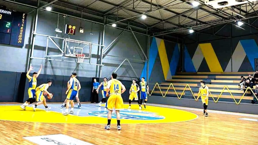 Statement τίτλου για τον Κεραυνό, τεράστιο διπλό στην ”Αποθήκη”