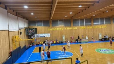 Αποκριάτικο… πάρτι για τον Πυρσό, με καλεσμένη τη Νίκη Προαστείου