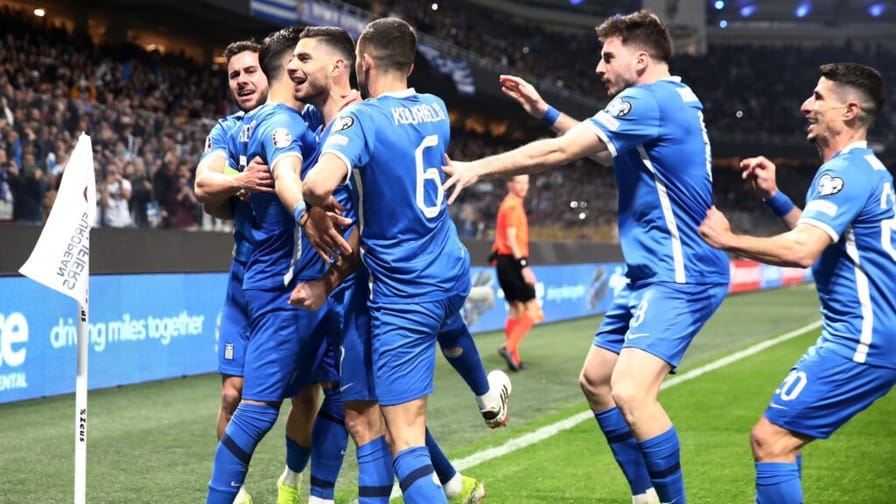 Γαλανόλευκο πάρτι με 5άρα και με το ένα πόδι στο Euro η Εθνική Ελλάδος
