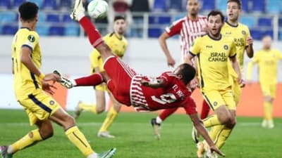 Μυθική πρόκριση στους “8” για τον Ολυμπιακό σε ένα εξωφρενικό ματς