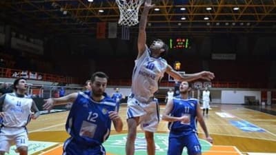 Νίκη σε… δύο δόσεις για τον Αίολο Αγυιάς, ζωντανός για τα Play Offs