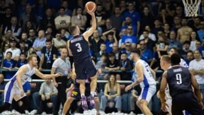 Πανιωνάρα μέσα στο Ιβανώφειο και φουλ για Basket League! Απίστευτος κόσμος και ατμόσφαιρα στη Θεσσαλονίκη…