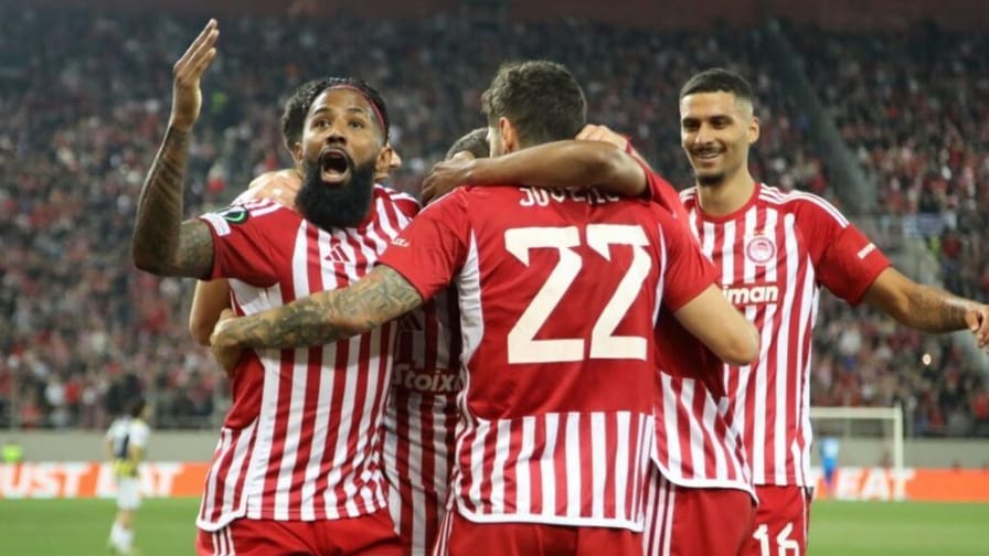 “Διπρόσωπος” Ολυμπιακός κέρδισε την Φενέρμπαχτσε και έκανε βήμα πρόκρισης