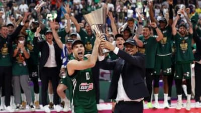 Σλούκας: «Ράψαμε το έβδομο αστέρι, βασικός μας στόχος το πρωτάθλημα»
