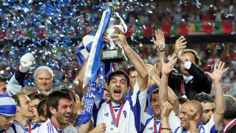 Το τρόπαιο του Euro 2004 ταξιδεύει σε όλη την Ελλάδα, που και πότε θα το δείτε