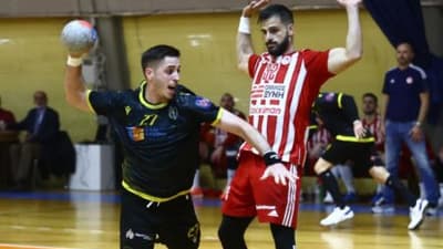 Ολυμπιακός και ΑΕΚ ρίχνονται στη μάχη του τελικού στο χάντμπολ ανδρών