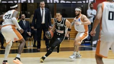 Προβάρει τα κυανέρυθρα ο Σμιθ
