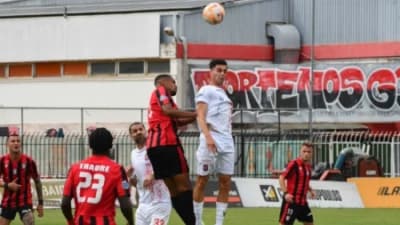 Superleague 2: Ακόμα στον ”αέρα” ο Ιωνικός, τι θα γίνει με το format