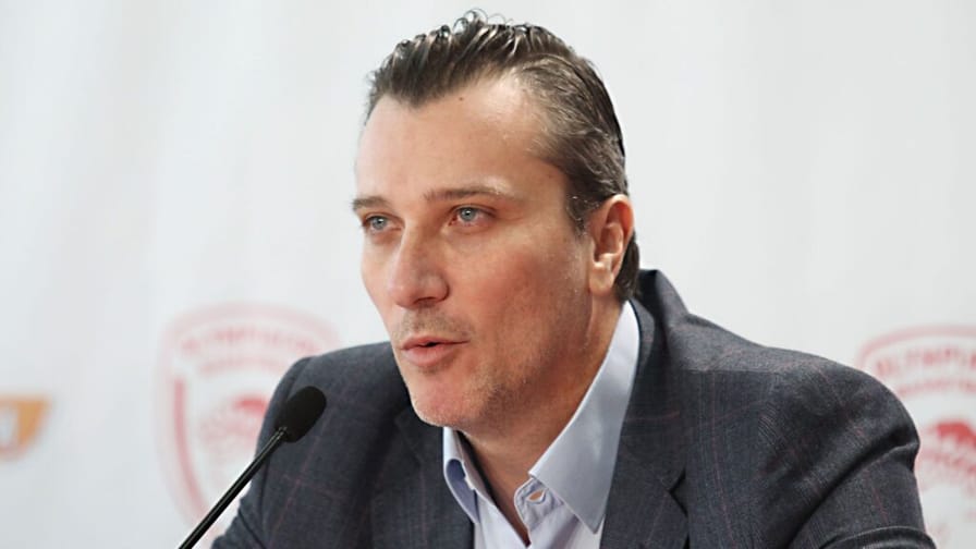 H ατάκα του Λεπενιώτη για… Βεζένκοφ στον Ολυμπιακό!