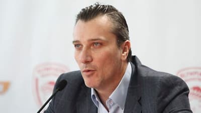 H ατάκα του Λεπενιώτη για… Βεζένκοφ στον Ολυμπιακό!