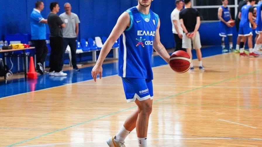 Συνεχίζει στον Κόροιβο ο Χάρης Παρασκευόπουλος