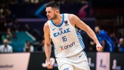 “Πληρωμένη” απάντηση του αρχηγού στους ασεβείς Αυστραλούς
