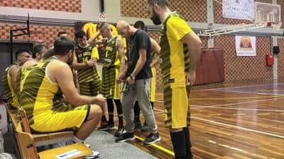 Ντέρμπι με τα όλα του και νίκη στο φινάλε για την Ακράτα