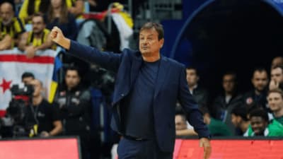 Αταμάν: «Παίξαμε τέλειο μπάσκετ για τρία δεκάλεπτα – Ηγέτης μετά ο Σλούκας»
