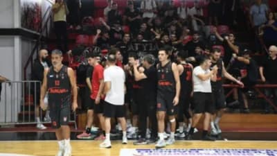 Σε εξαιρετική τροχιά η Παναχαϊκή, διέλυσε τον Κρόνο στην κατάμεστη Αγυιά!