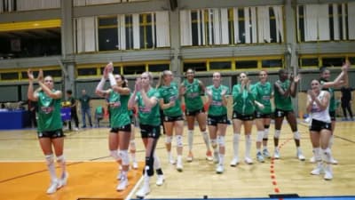 Ο κόσμος του Παναθηναϊκού αποθέωσε τα ”φίνα κορίτσια” παρά τη συντριβή από τον Ολυμπιακό!