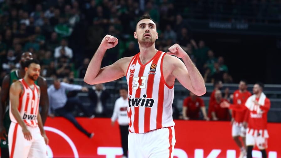 Milutinov Ολυμπιακός