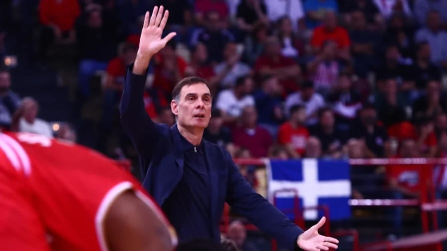 Μπαρτζώκας στη συνέντευξη Τύπου: «Δίνω τα εύσημα στον κόσμο που γέμισε το γήπεδο – Η εικόνα μας άλλαξε θεαματικά μετά τον Παναθηναϊκό»