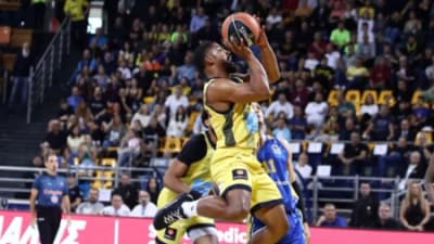 Απόλυτη επιβεβαίωση της στήλης WEAK SIDE: Κλείνει στη Μακάμπι Τελ Αβίβ ο Ντε Τζούλιους