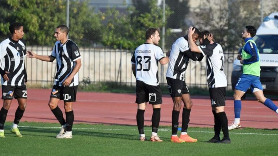 Στην κορυφή με λυτρωτή τον Ντιγκίνι η ”Μαύρη Θύελλα”