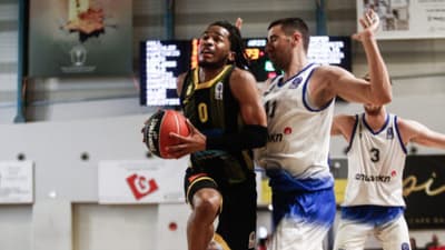“Γκρέμισε” την Καρδίτσα από την τετράδα ο Άρης
