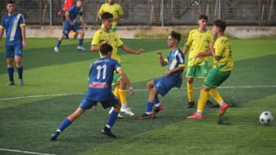 Β΄ ΕΠΣΑ: Το Μιντιλόγλι κρατάει σφυχτά την άνοδο – Επιβλητική Θύελλα Αιγίου στο κυνήγι των playoff
