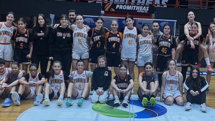 Πρωταθλήτριες ΕΣΚΑ-Η οι Κορασίδες του Προμηθέα