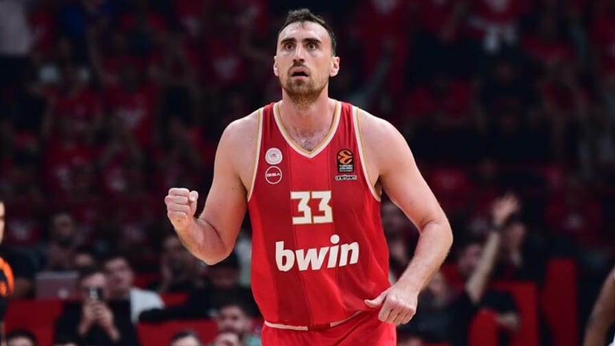 Euroleague: Θέλει και Μιλουτίνοφ η Αρμάνι