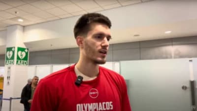 Μπαρτζώκας: ”Απαξιωτική η συμπεριφορά του Πετρούσεβ, δεν θέλει να παίξει στον Ολυμπιακό”