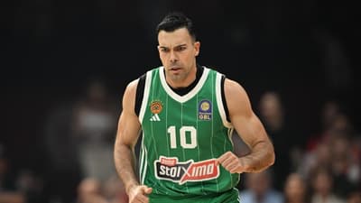 Σλούκας: «Καλύτερη ομάδα από πέρυσι – Θα συζητήσω με τον Γιαννακόπουλο για μονοετή ανανέωση»