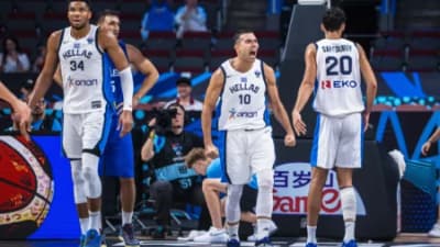 Οδοστρωτήρας Γιάννης κόντρα στο Ισραήλ και πρόκριση στους “8” για την Εθνική
