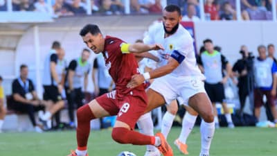 Μπλόκο στην Λάρισα και πρώτη απώλεια για την ΑΕΚ στο πρωτάθλημα