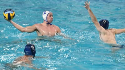 «Κολυμπάει» προς την Α1 η ΝΕΠ, «βύθισε» την Ηλιούπολη και έκανε το 1-0 στη σειρά!