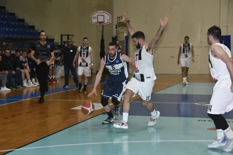 Έβδομη σερί νίκη για τα Αραχωβίτικα, λύγισαν τον Διαγόρα με πειστική εμφάνιση