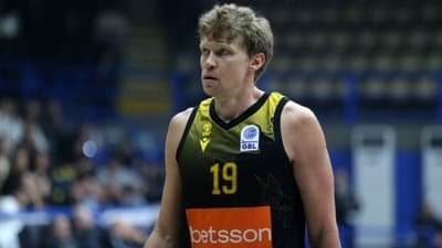 Kuzminskas ΑΕΚ