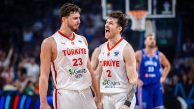 Eurobasket 2025: Πήρε τη ματσάρα και την πρωτιά η Τουρκία, βομβάρδισε στην Τσεχία η Λετονία